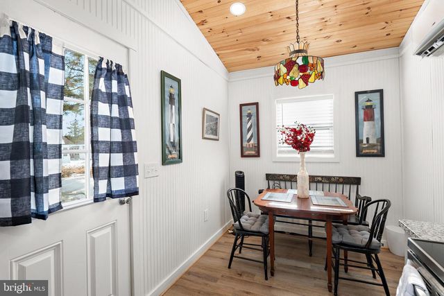 8 VIRGINIA AVE, Milton, DE 19968