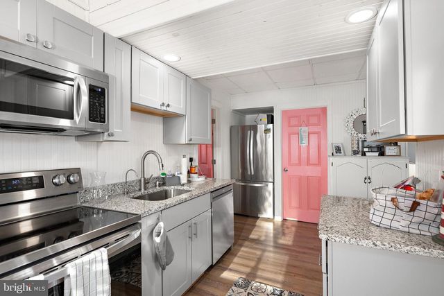 8 VIRGINIA AVE, Milton, DE 19968