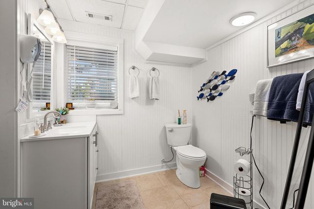 8 VIRGINIA AVE, Milton, DE 19968