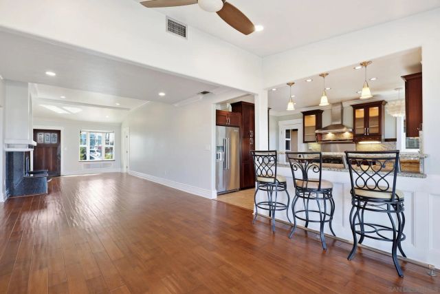 1756 Mission Cliff Dr, San Diego, CA 92116