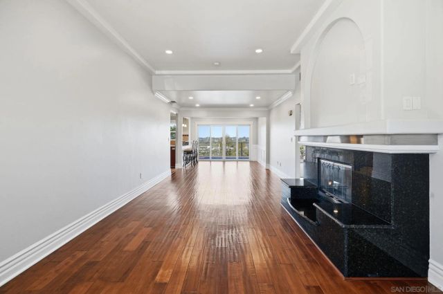 1756 Mission Cliff Dr, San Diego, CA 92116