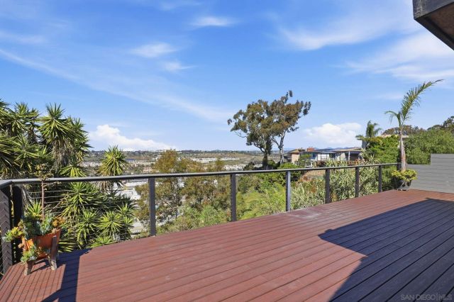 1756 Mission Cliff Dr, San Diego, CA 92116