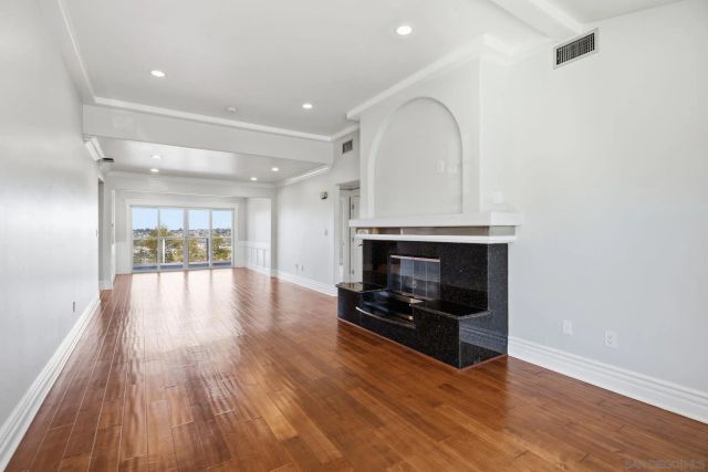 1756 Mission Cliff Dr, San Diego, CA 92116