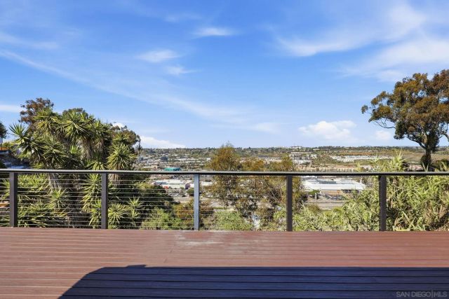 1756 Mission Cliff Dr, San Diego, CA 92116