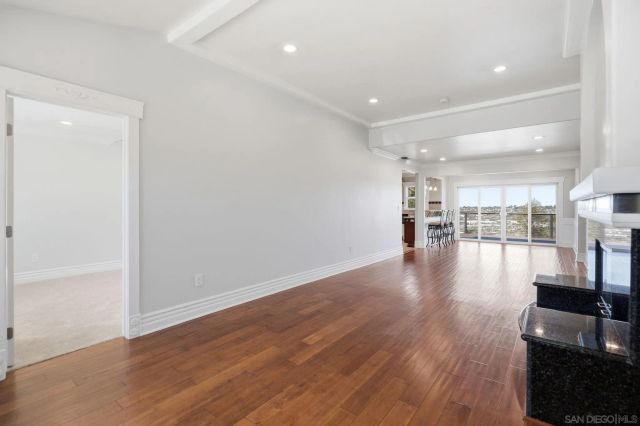 1756 Mission Cliff Dr, San Diego, CA 92116