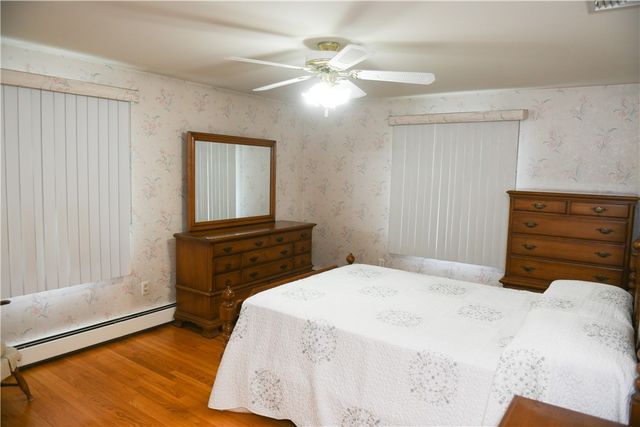 20 Bicentennial Way, North Providence, RI 02911
