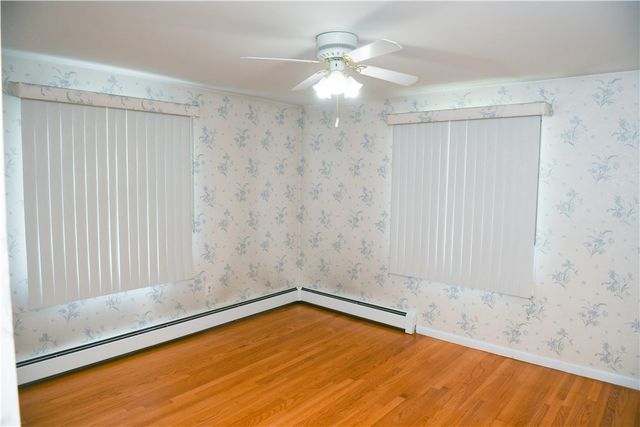 20 Bicentennial Way, North Providence, RI 02911