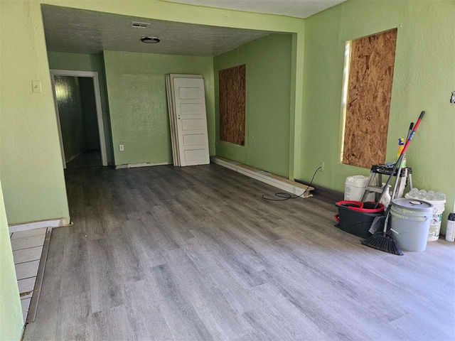 2208 NW 14th St, Lawton, OK 73507