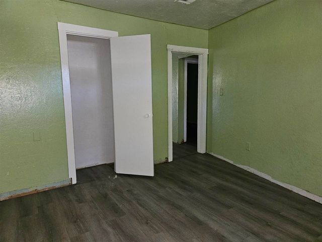 2208 NW 14th St, Lawton, OK 73507