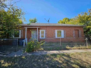 2208 NW 14th St, Lawton, OK 73507