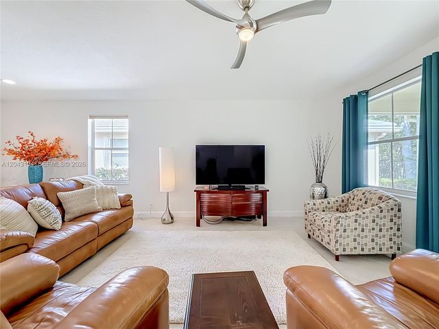 1556 Winterberry Lane, Weston, FL 33327