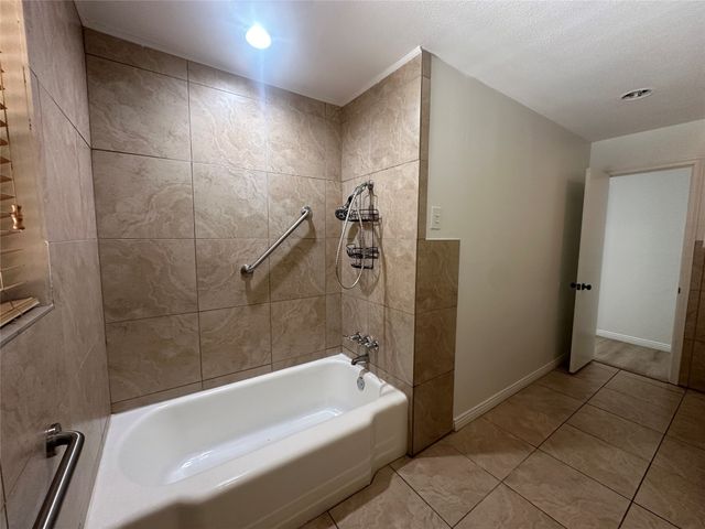 9630 Livenshire Drive, Dallas, TX 75238