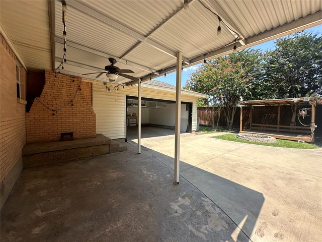 9630 Livenshire Drive, Dallas, TX 75238