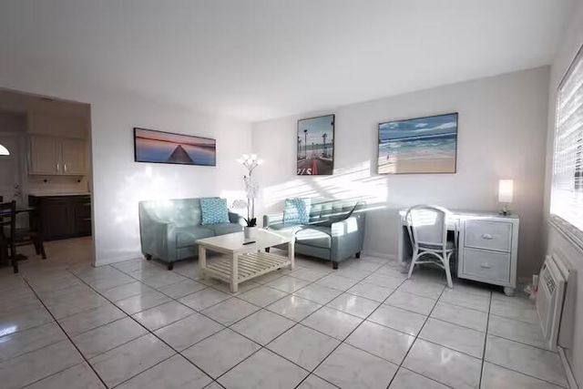 714 S Arnold Avenue B Left Side, Lantana, FL 33462