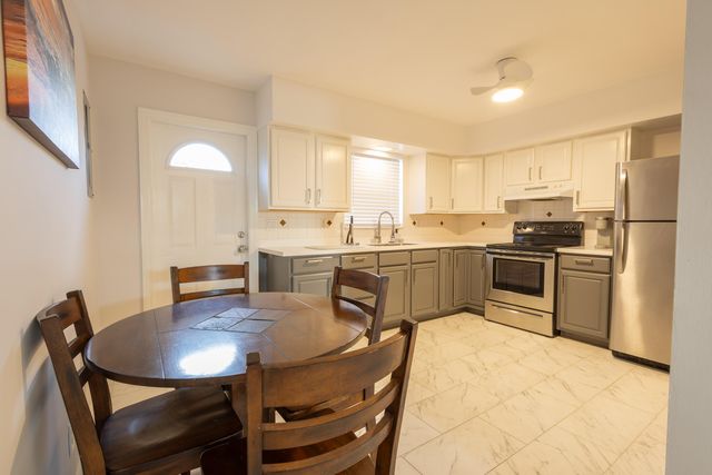 714 S Arnold Avenue B Left Side, Lantana, FL 33462