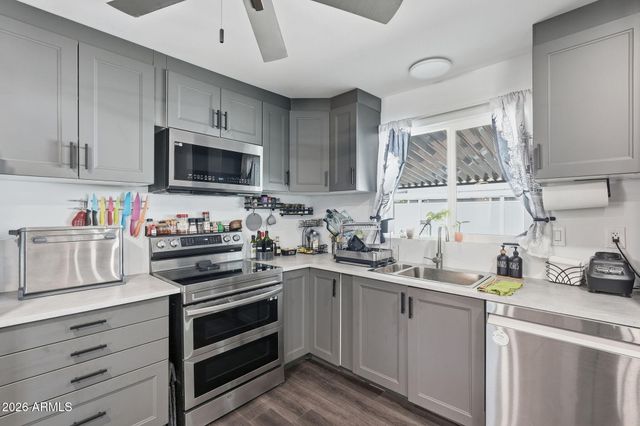 1613 E Villa Rita Drive, Phoenix, AZ 85022