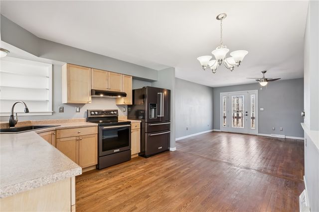 1010 Norwood Drive SE, Cedar Rapids, IA 52403