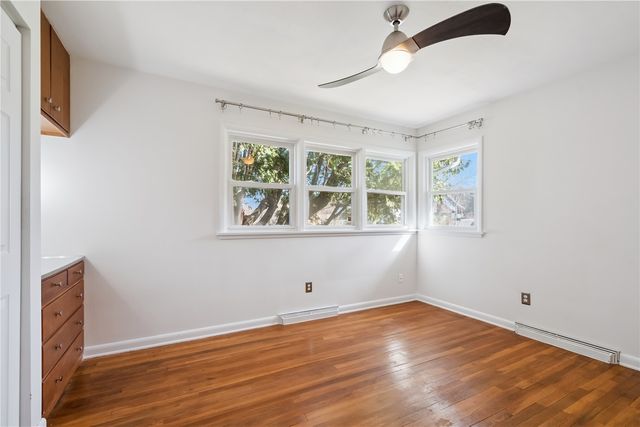 1010 Norwood Drive SE, Cedar Rapids, IA 52403