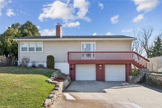 1010 Norwood Drive SE, Cedar Rapids, IA 52403