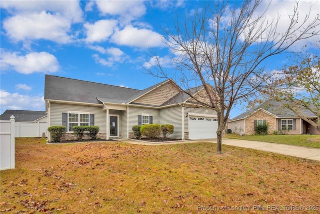 131 Emerywood Court, Raeford, NC 28376