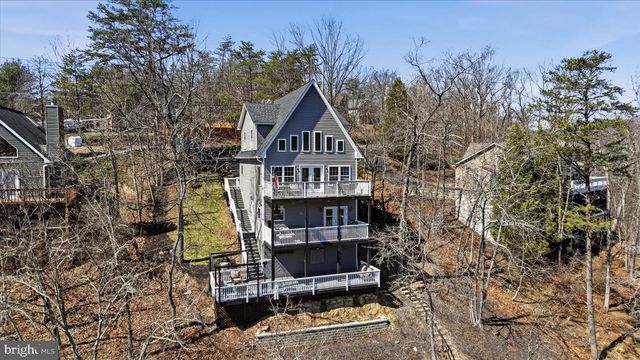 1239 LAKEVIEW DR, Cross Junction, VA 22625