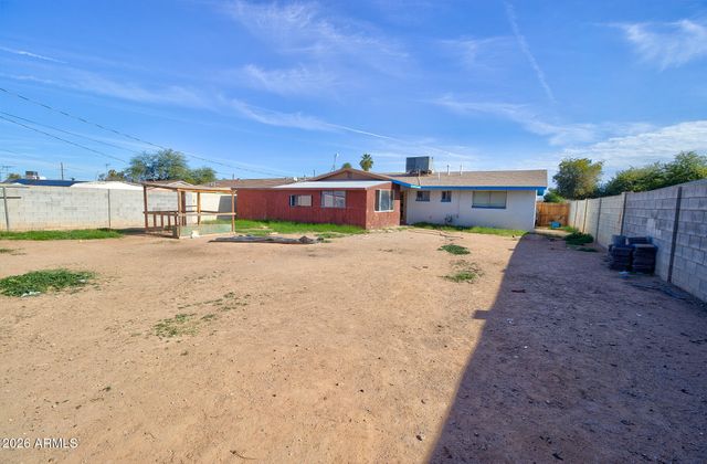1114 N LA SIESTA Drive, Eloy, AZ 85131