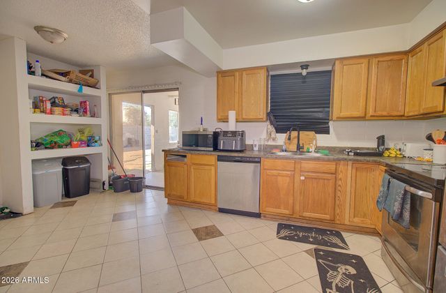 1114 N LA SIESTA Drive, Eloy, AZ 85131