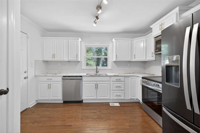 3061 Glendale Court, Decatur, GA 30032