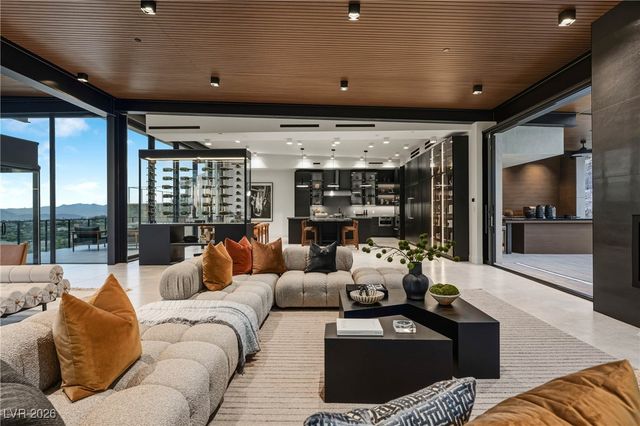 1707 Tangiers Drive, Henderson, NV 89012