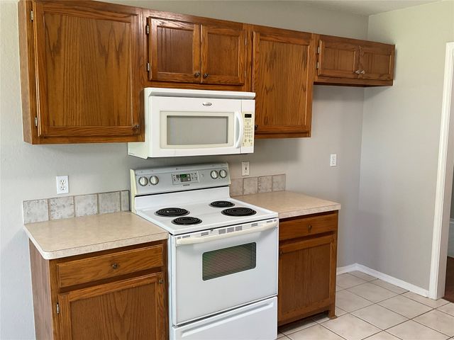 8400 E Lansing Street, Broken Arrow, OK 74014