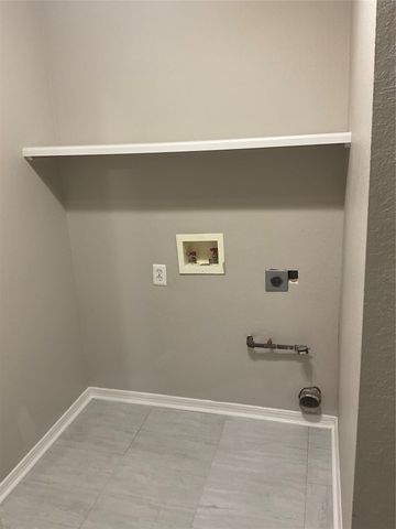 8400 E Lansing Street, Broken Arrow, OK 74014