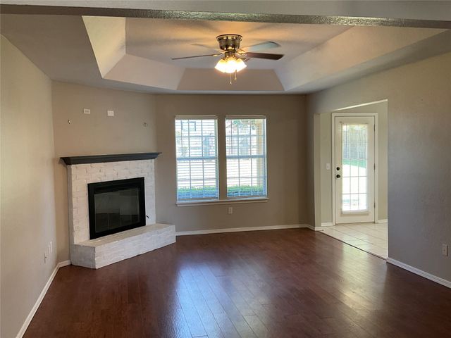 8400 E Lansing Street, Broken Arrow, OK 74014