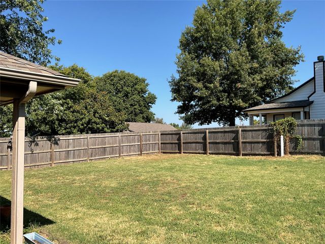 8400 E Lansing Street, Broken Arrow, OK 74014