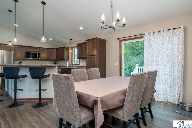 101 Skylark Drive, Mankato, MN 56001