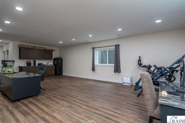 101 Skylark Drive, Mankato, MN 56001
