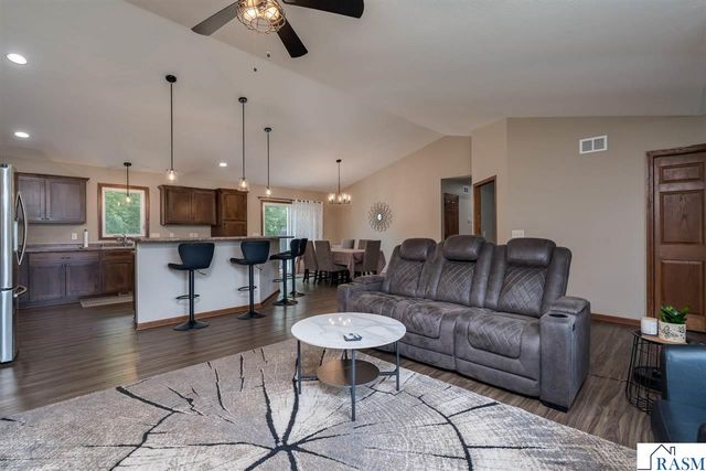 101 Skylark Drive, Mankato, MN 56001