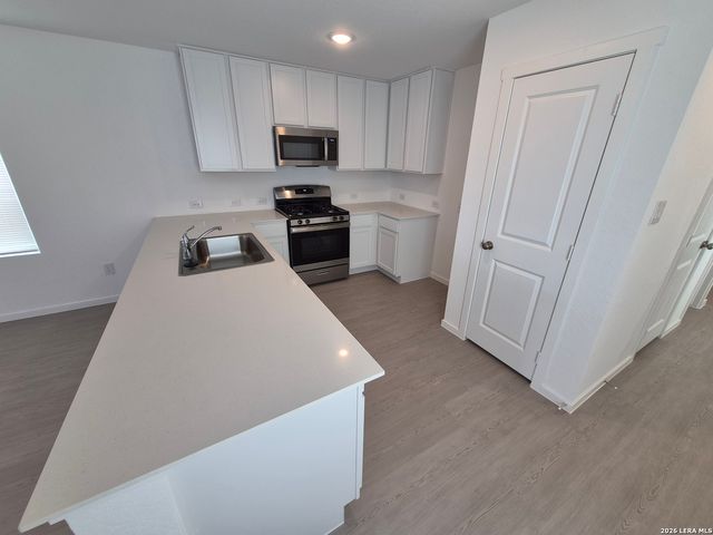 8551 GREEN BLISS, San Antonio, TX 78223