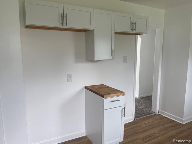 26861 Kitch Street, Inkster, MI 48141