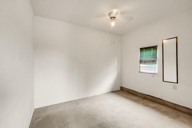 6311 8th St, Riverbank, CA 95367