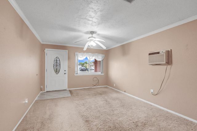 6311 8th St, Riverbank, CA 95367