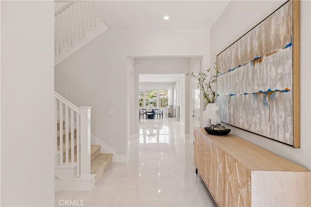 135 Sunnyslope, Irvine, CA 92618