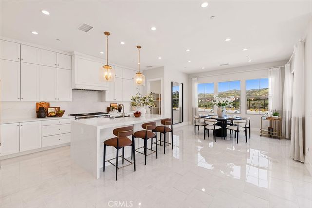 135 Sunnyslope, Irvine, CA 92618