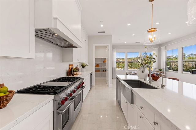 135 Sunnyslope, Irvine, CA 92618