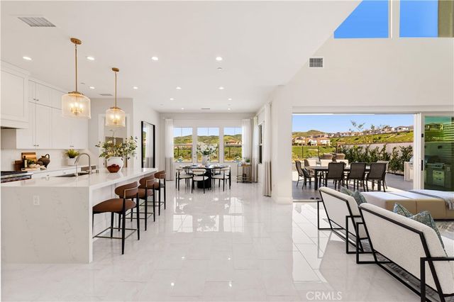 135 Sunnyslope, Irvine, CA 92618