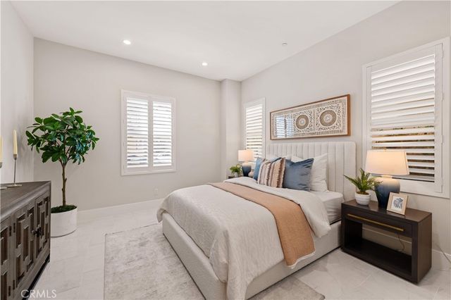 135 Sunnyslope, Irvine, CA 92618