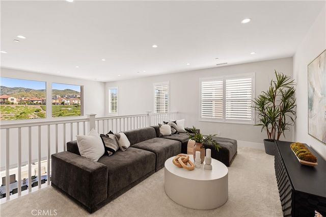 135 Sunnyslope, Irvine, CA 92618