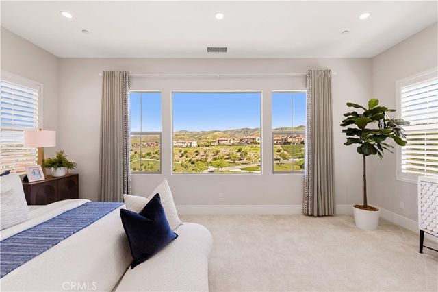 135 Sunnyslope, Irvine, CA 92618