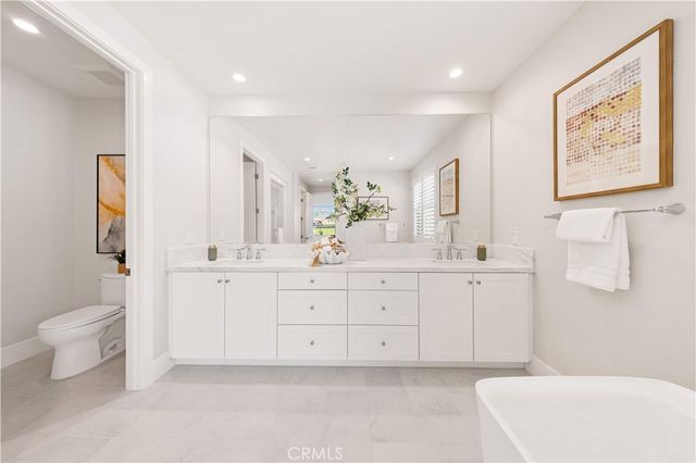 135 Sunnyslope, Irvine, CA 92618