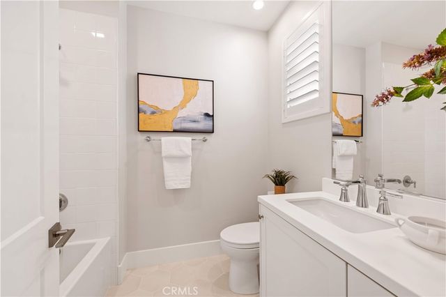 135 Sunnyslope, Irvine, CA 92618