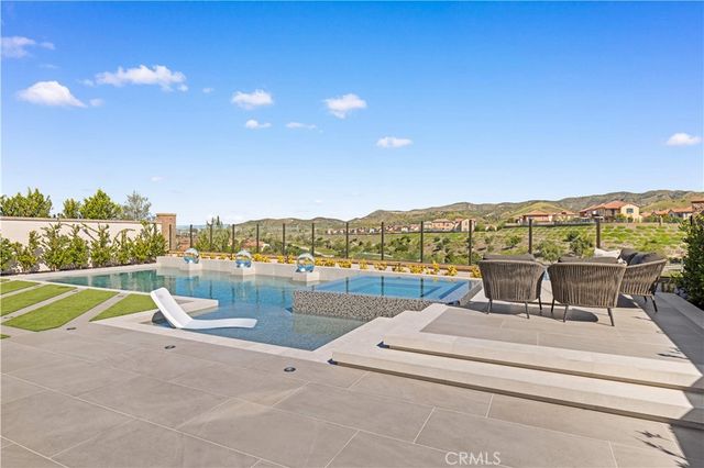 135 Sunnyslope, Irvine, CA 92618